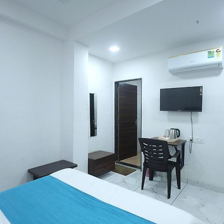 Hotel Season Ahmedabad Esterno foto