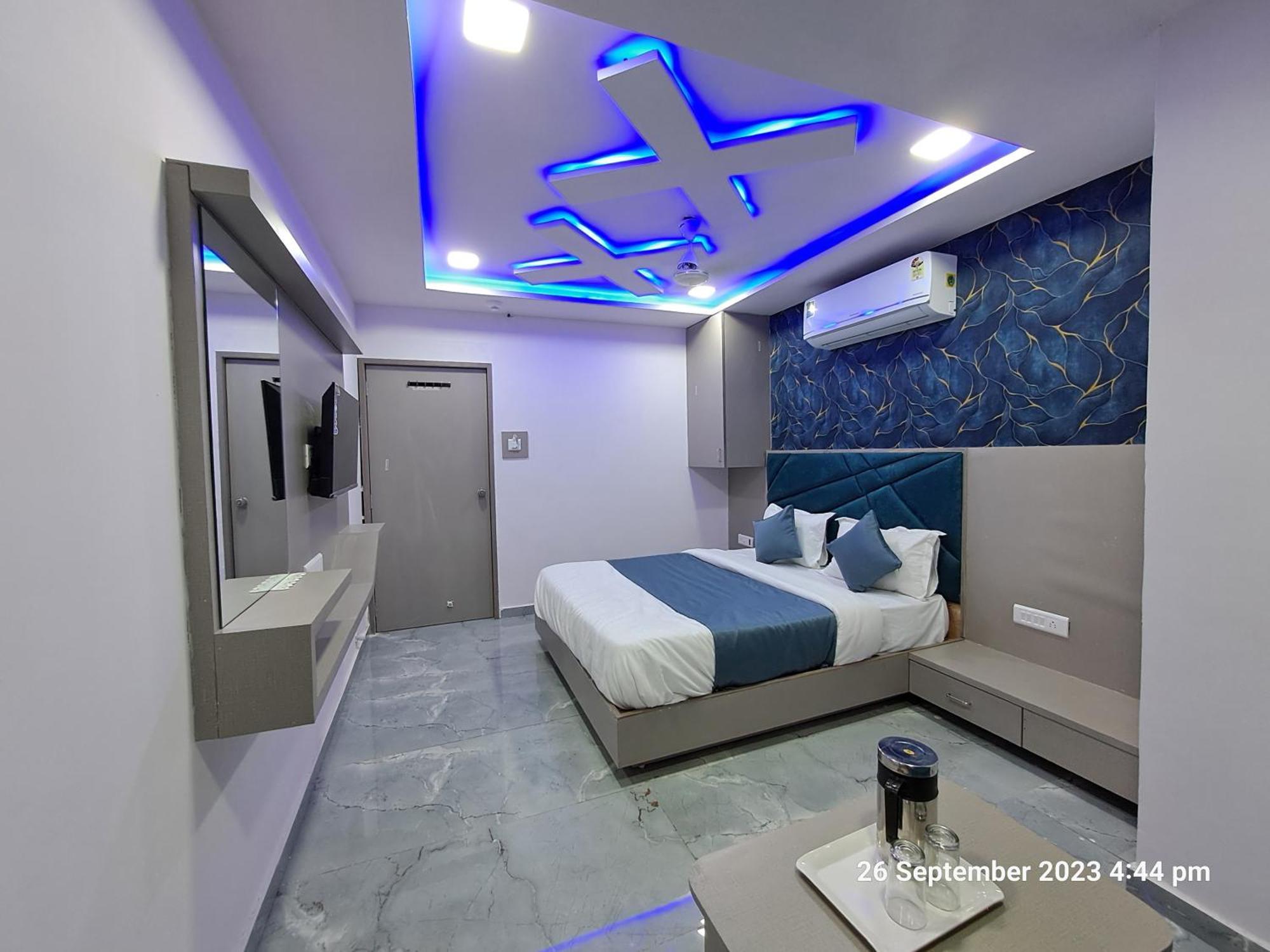 Hotel Season Ahmedabad Esterno foto