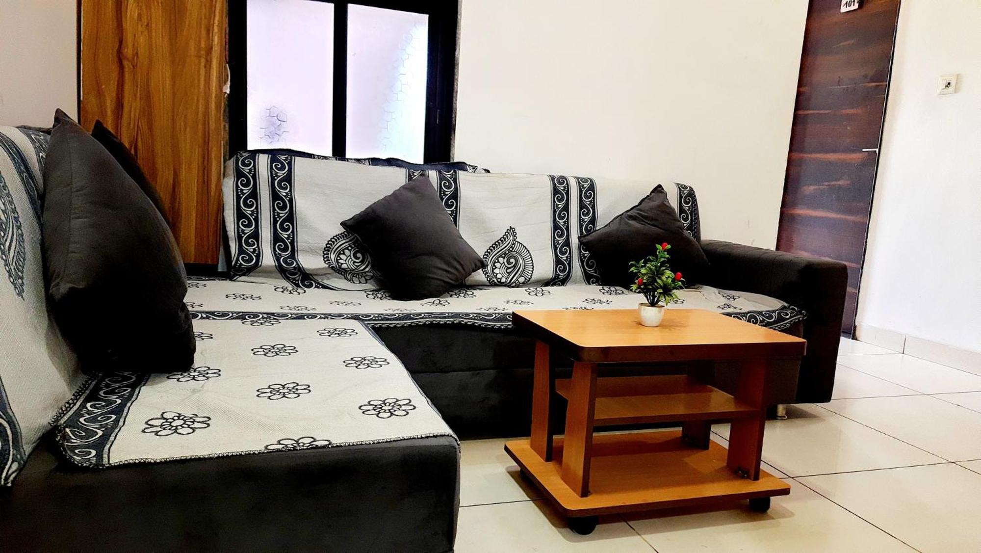 Hotel Season Ahmedabad Esterno foto