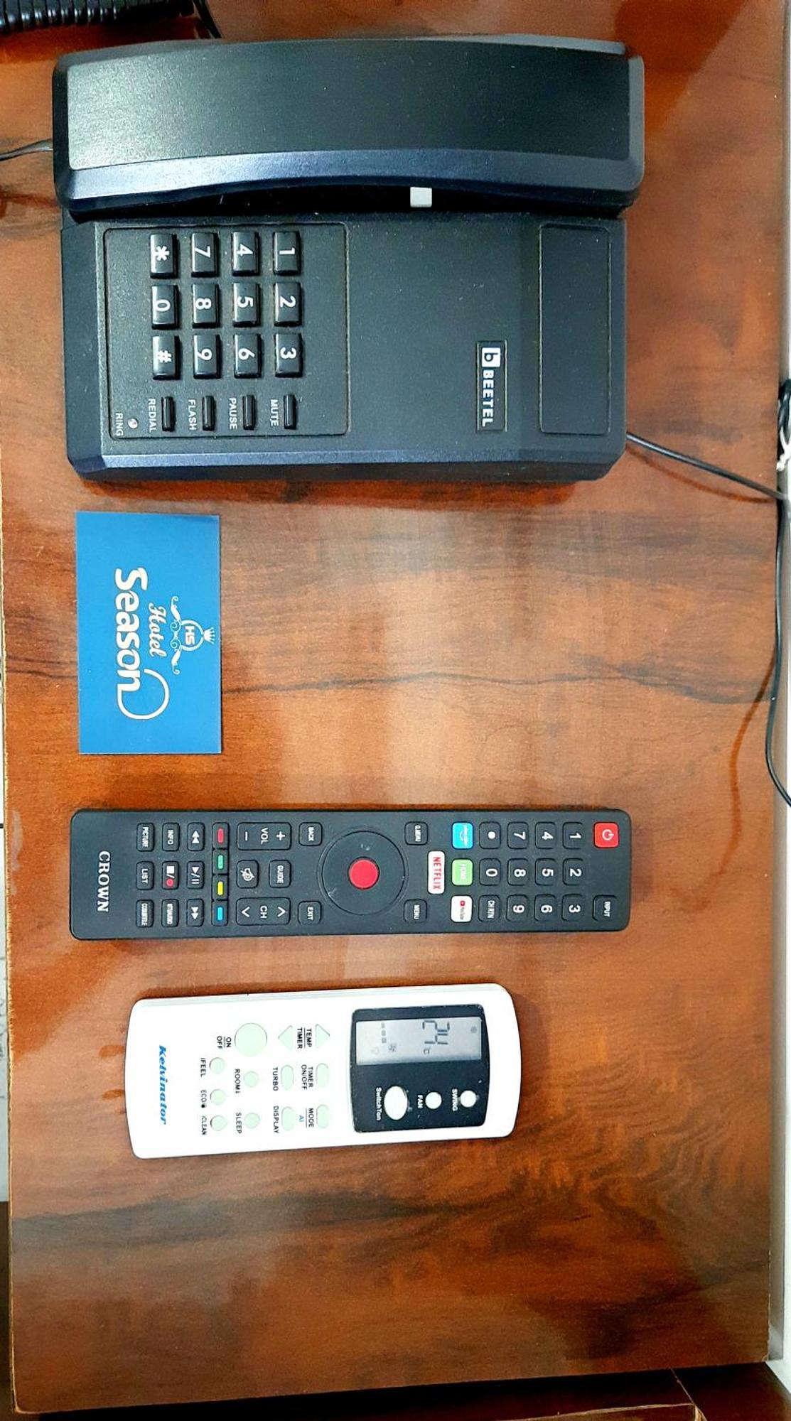 Hotel Season Ahmedabad Esterno foto