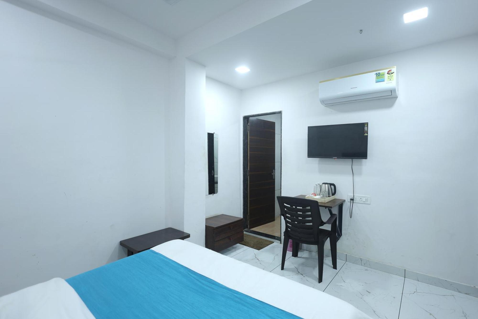 Hotel Season Ahmedabad Esterno foto